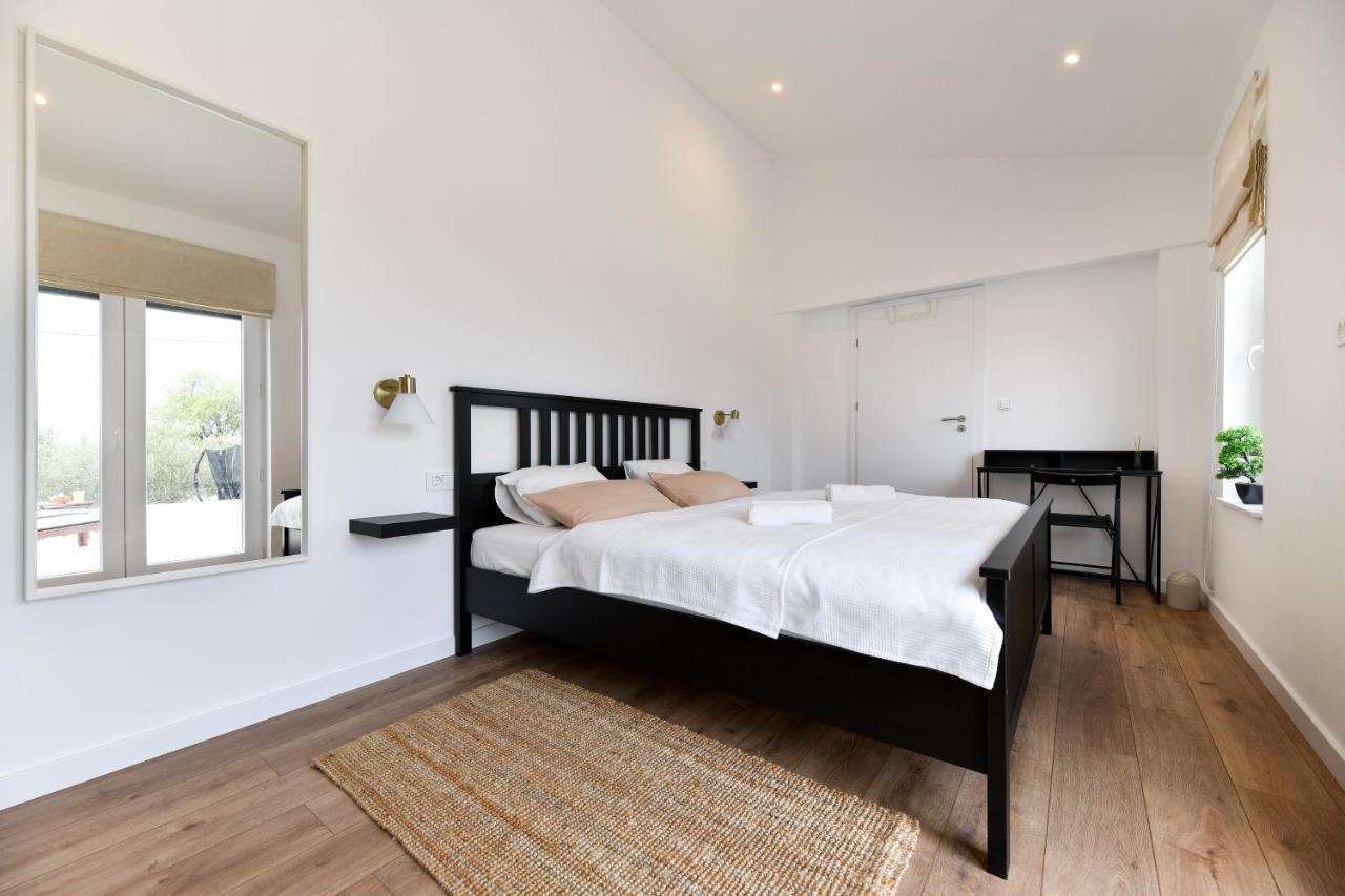 Wonderful Holiday House Bruno With Heated Pool Zadar Ngoại thất bức ảnh